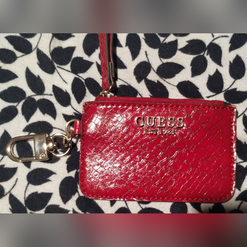 Guess Zippered Coin Pouch