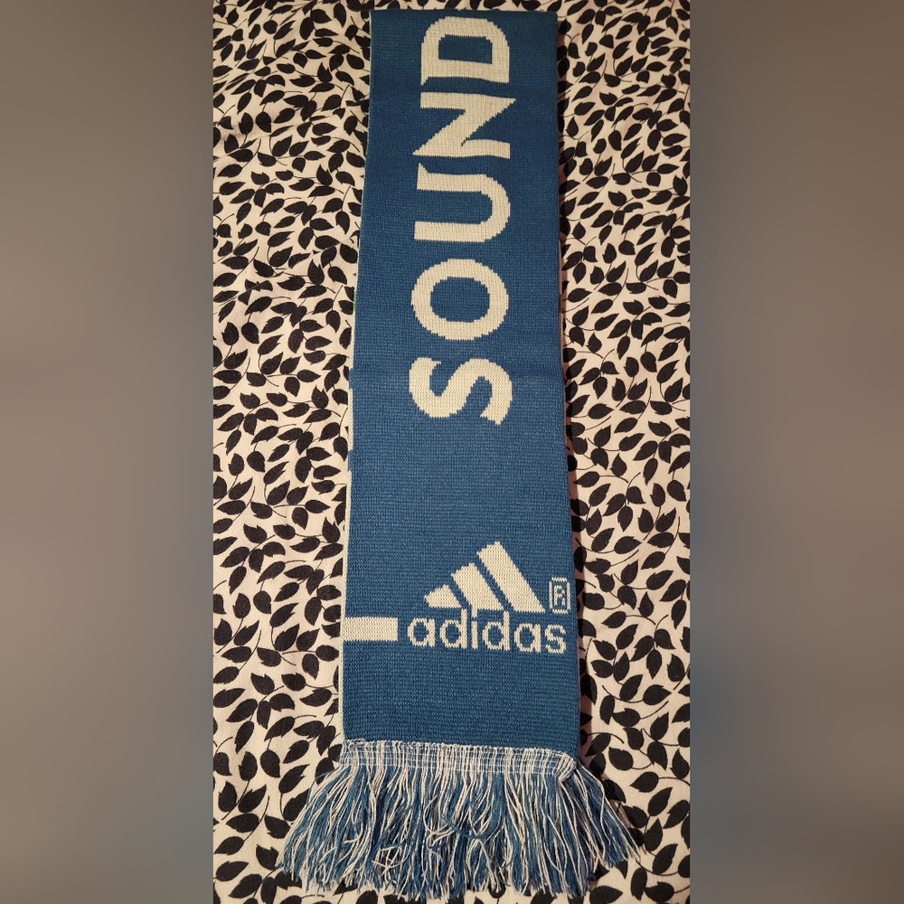 Gallery image 3 for Seattle Sounders 2013 Season Ticket Member Scarf
