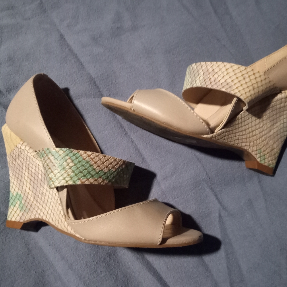 Gallery image 2 for BONIA Strappy Wedge Heels, Size 4