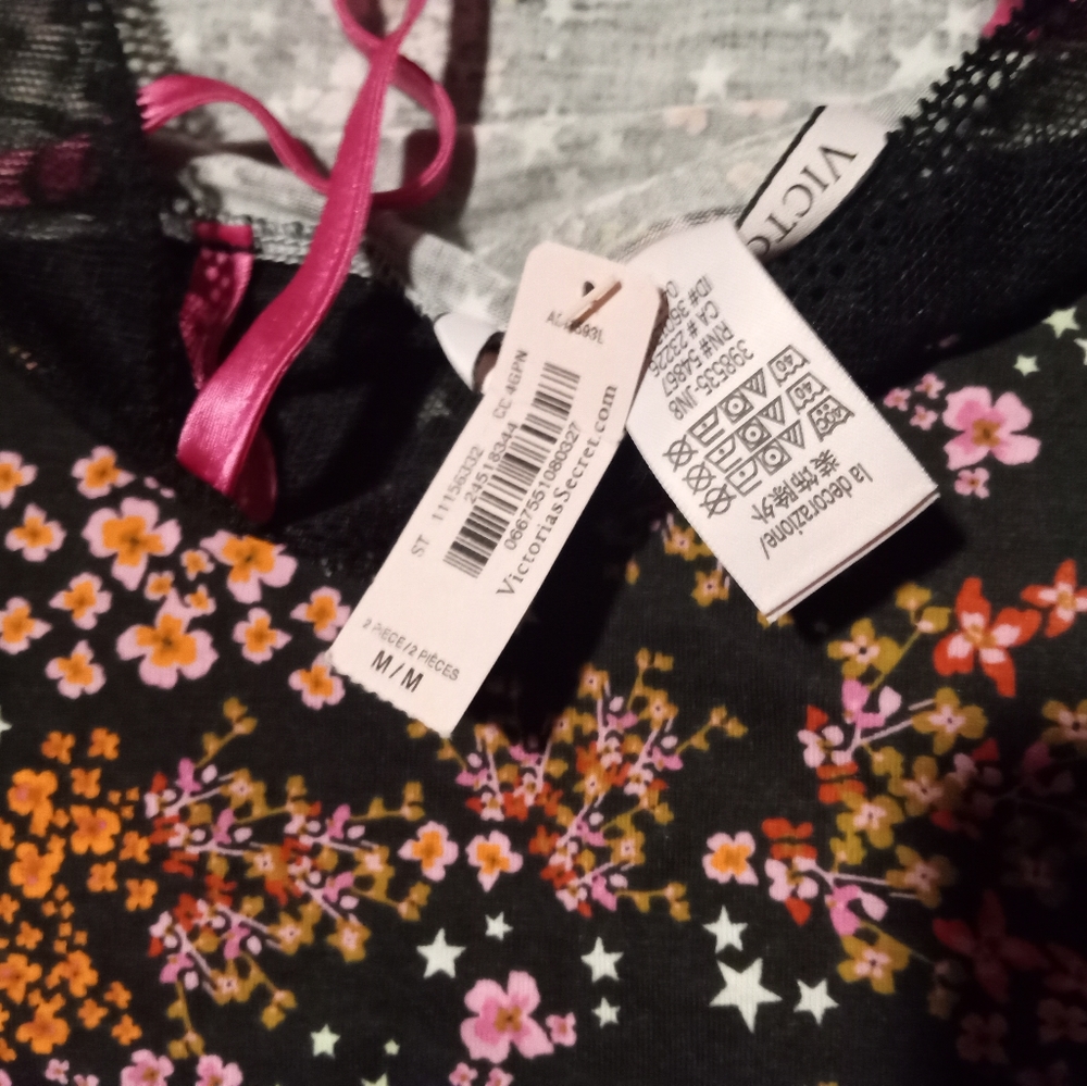 Gallery image 2 for Victoria's Secret Cami, Medium