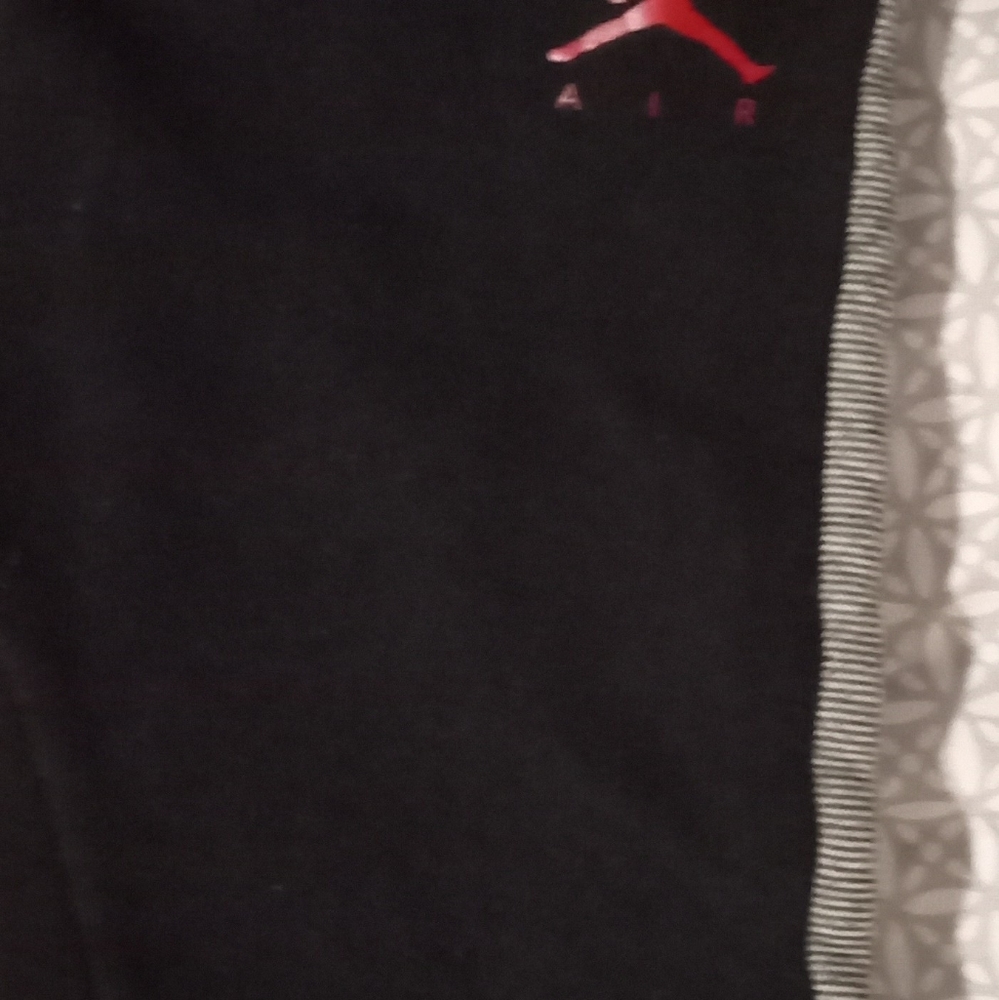 Gallery image 1 for Air Jordan Sweatpants, 2T