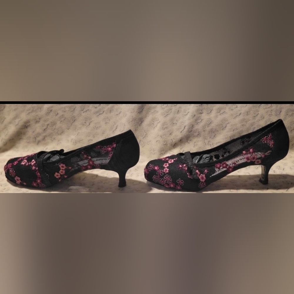 Gallery image 2 for Warren Edwards Mesh Kitten Heels w/Floral Embroidery