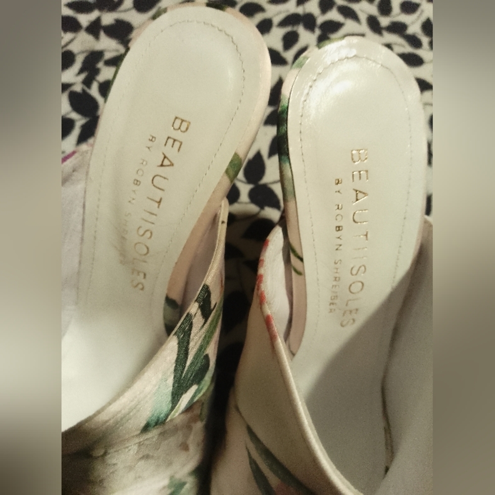 Gallery image 5 for BEAUTIISOLES Cindy Peep Toe Heels by Robyn Shreiber