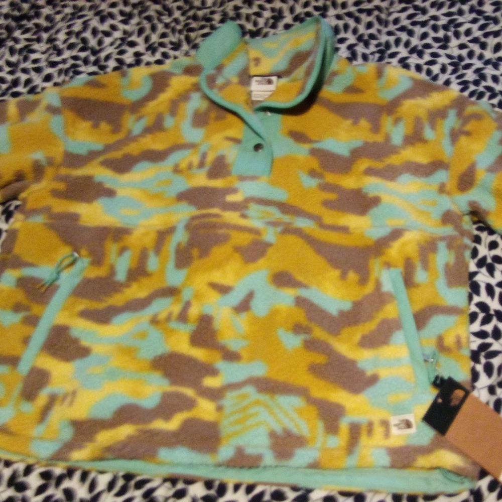 Gallery image 3 for The North Face 1/4 Zip Cragmont Fleece Pullover, Women's Large