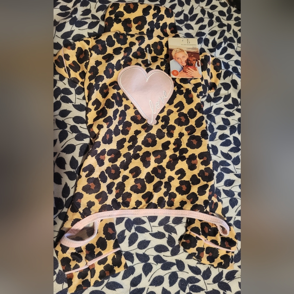 Gallery image 3 for SimplyDog/Ellen DeGeneres/Champion Dog Apparel X-Small