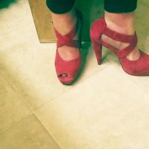 Gallery image 2 for Micheal Kors platform sandals
