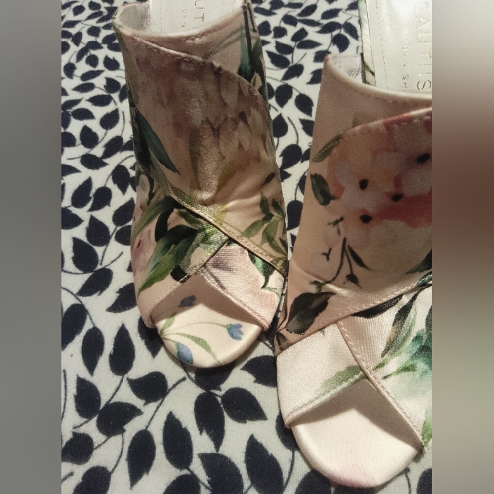 Gallery image 2 for BEAUTIISOLES Cindy Peep Toe Heels by Robyn Shreiber