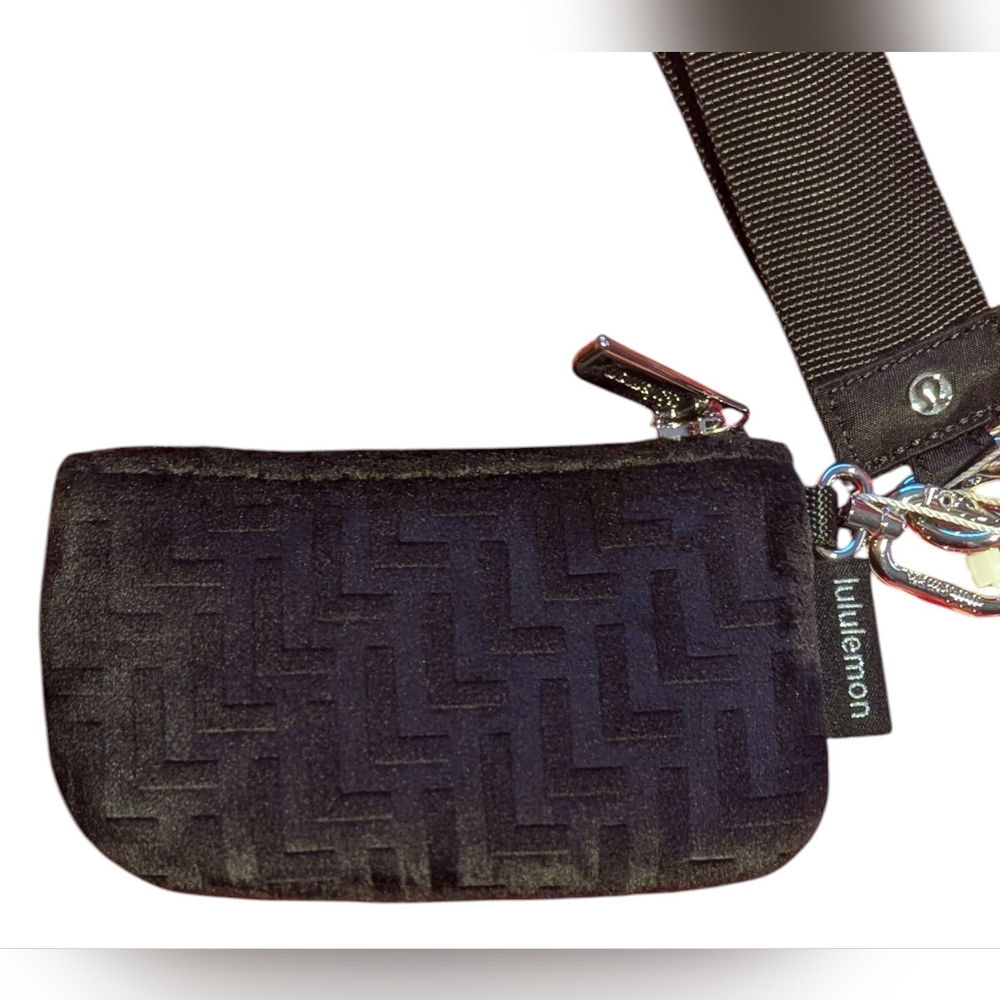 Gallery image 3 for Lululemon Dual Pouch Wristlet Black Velvet