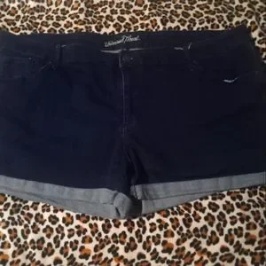 Gallery image 1 for Plus Size Women's Denim Shorts, Size 26