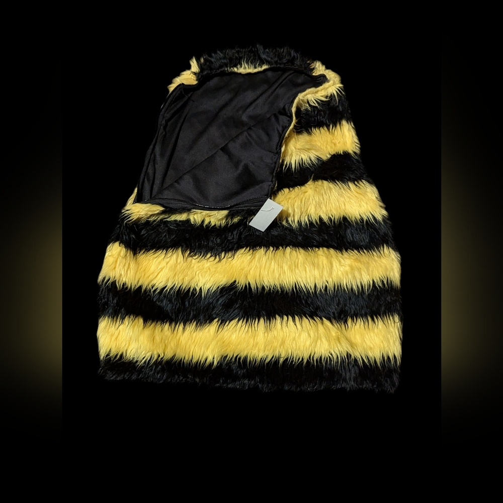 Gallery image 2 for Leg Avenue Bizzy Bee Costume + Wings