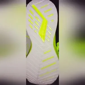 Gallery image 3 for Brooks Levitate 5 Running Shoes, Men's 9.5