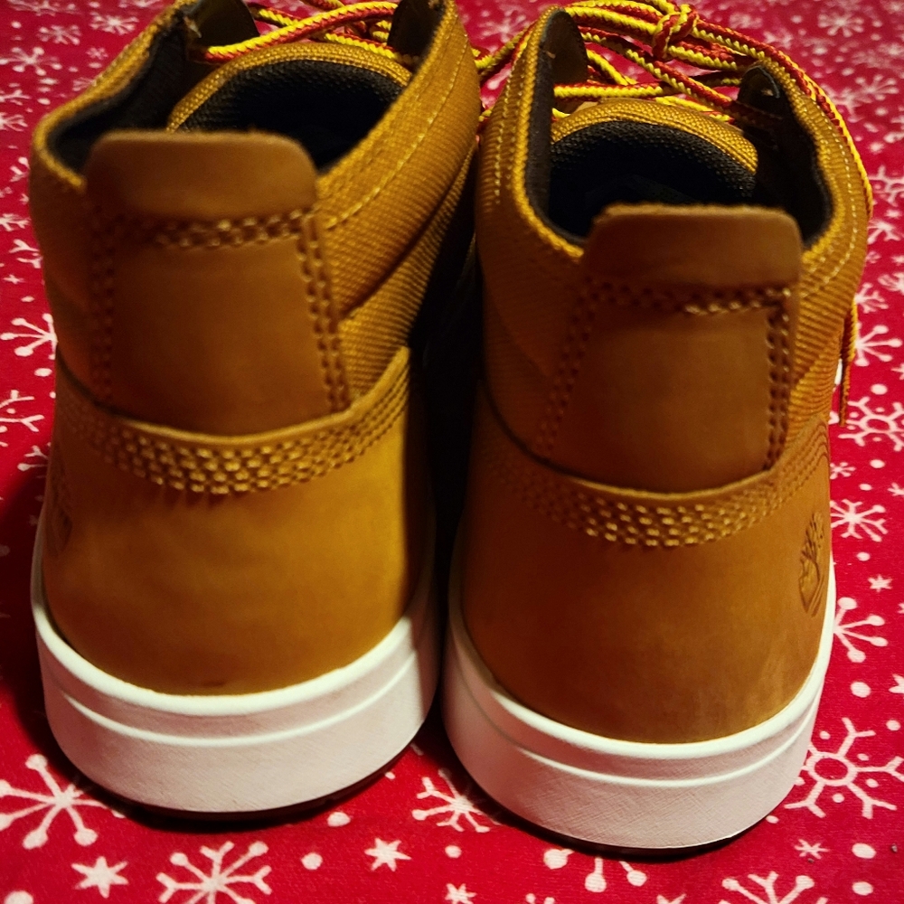 Gallery image 3 for Timberland Davis Square Chukka Boots
