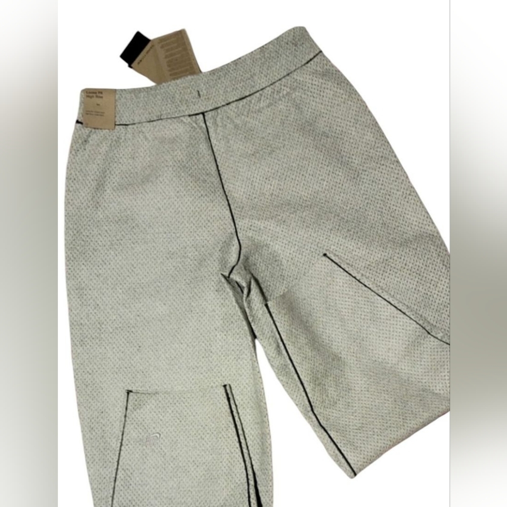 Gallery image 6 for Nike Therma-FIT ADV Tech Pack Forward Pants
