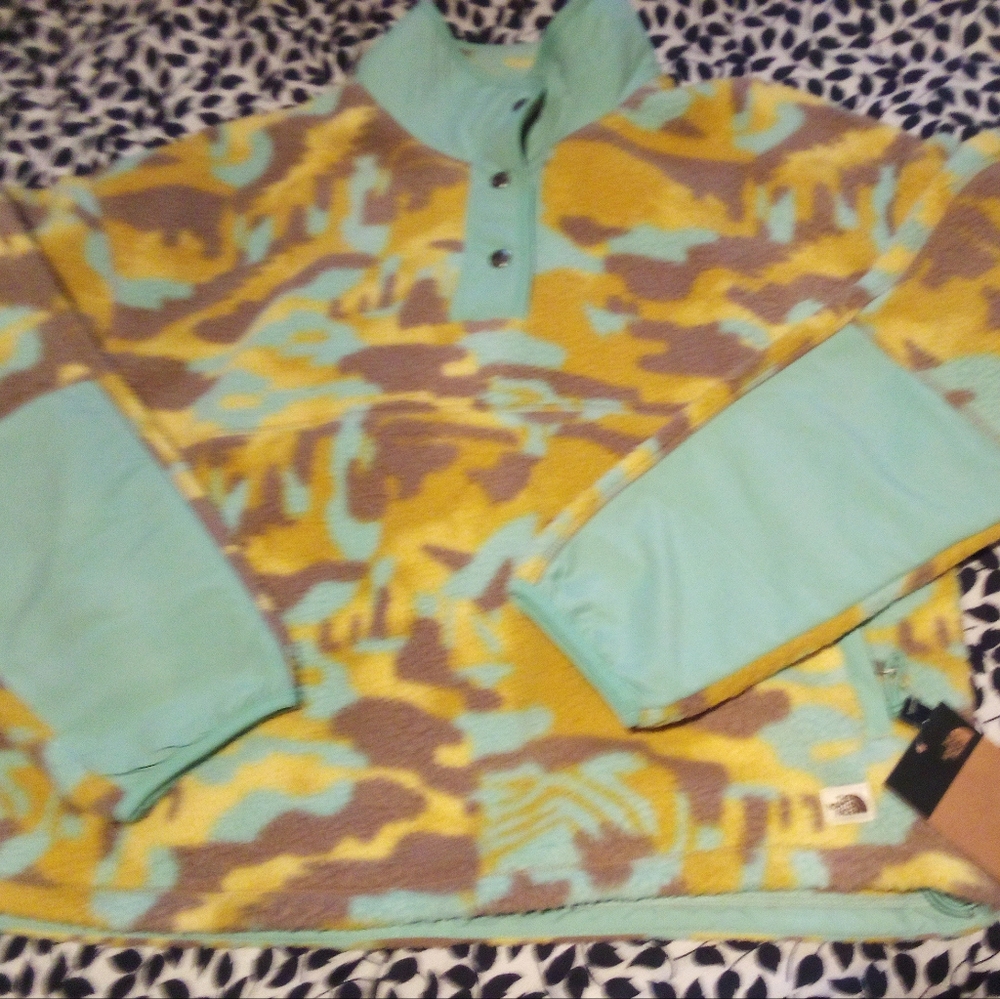 Gallery image 4 for The North Face 1/4 Zip Cragmont Fleece Pullover, Women's Large